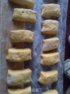 Make Pumpkin buns step 5