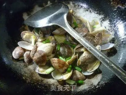 Make Pelican clams step 10