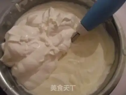 Make Blueberry yogurt mousse step 4