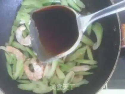 Make Scribbling shrimp step 5