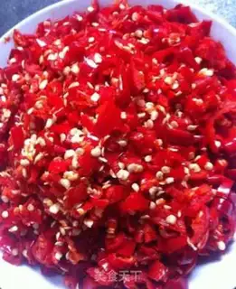 Make Homemade chili sauce step 1