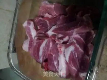 Make Honey sauce and roast meat step 1