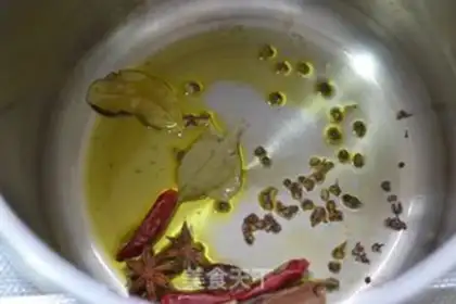 Make High-pressure pans burning pigs
