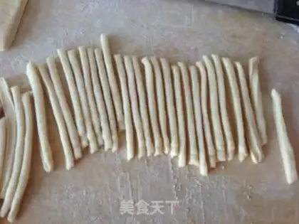 Make Chocolate peanut crackers step 3