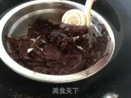 Make Chocolate peanut crackers step 6