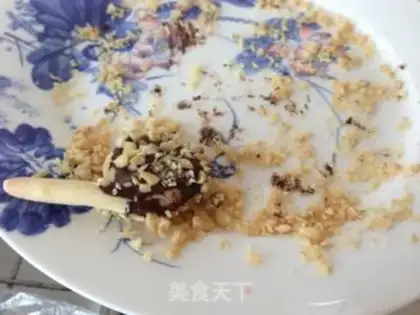 Make Chocolate peanut crackers step 8