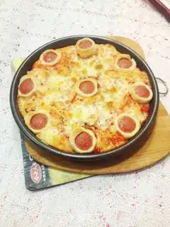 Make Baked sausage pizza step 3