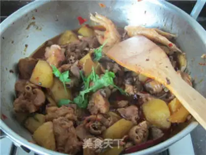 Make Spicy potato chicken step 11
