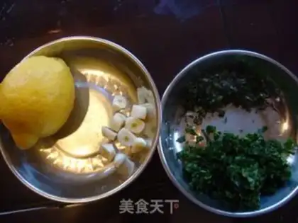 Make SHEEP T-BONES AND LEMONS step 0