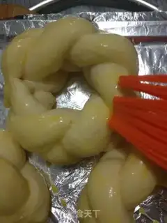 Make Almond bouquet bread step 7