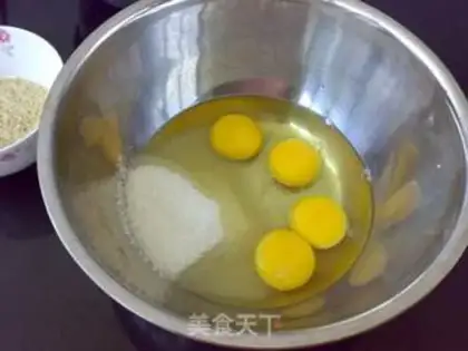 Make SpongeBob cake step 1