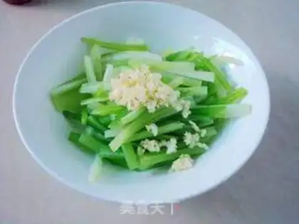 Make Lemon-cracked peppers and celery step 3