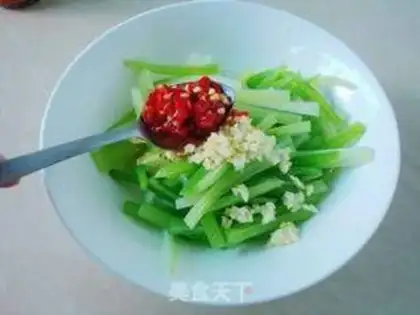 Make Lemon-cracked peppers and celery step 4