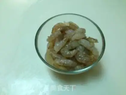 Make Salty salt and shrimp step 1