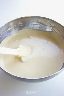 Make Red tea and white chocolate mousse pie step 18