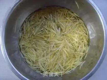 Make Homemade honey tea step 3