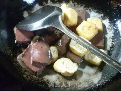 Make Celery leaves and tofu step 4