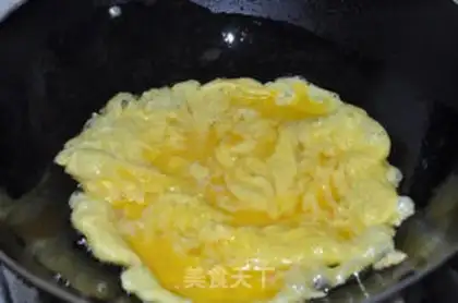 Make Scrambled eggs step 4