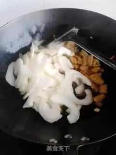 Make Sour cucumber fried meat step 5