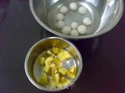 Make The chrysanthemum step 4