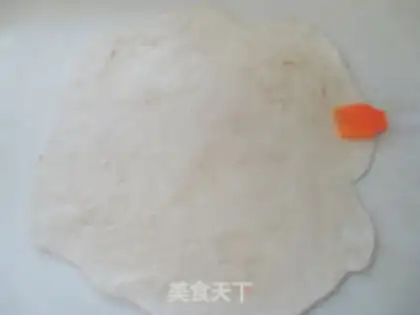 Make A fragrance roll step 1