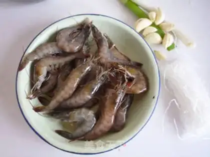Make Garlic fan steamed shrimp step 0