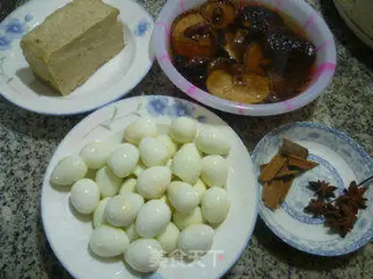 Make Cricket egg mushrooms step 0