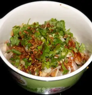 Make Spicy red oil pig ears step 9