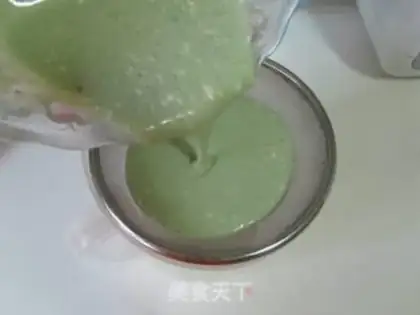 Make The green tea band of the monkeys step 5