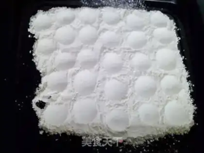 Make Cat claw marshmallows step 1