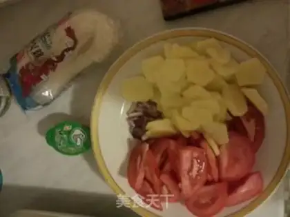 Make Tomato potato soup step 0