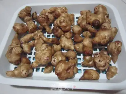 Make Spicy sauce and ginger step 0