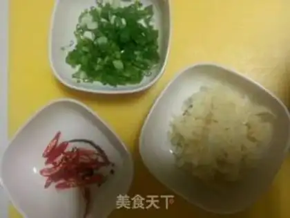 Make Garlic fan sap step 4