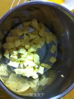 Make Butter cartoon cookies step 1