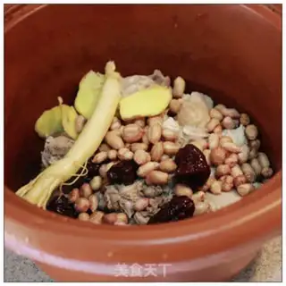 Make The chicken soup step 4