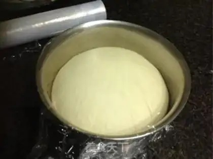 Make Coco-colored buns step 0