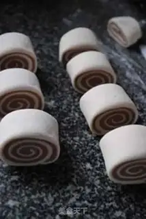 Make Coco-colored buns step 5
