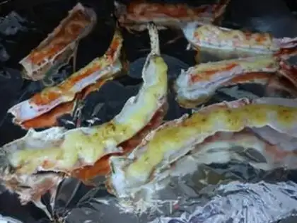 Make The salad sauce roasted the king crab step 3