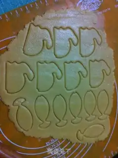 Make Butter cartoon cookies step 14