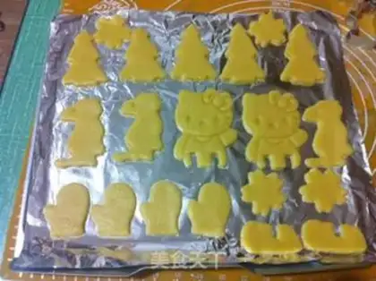 Make Butter cartoon cookies step 15