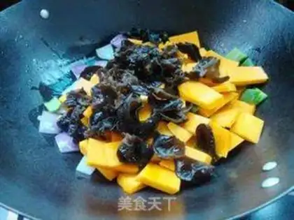 Make Onion wood burn pumpkins step 4