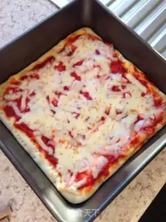 Make Garlic prawn Pizza step 8