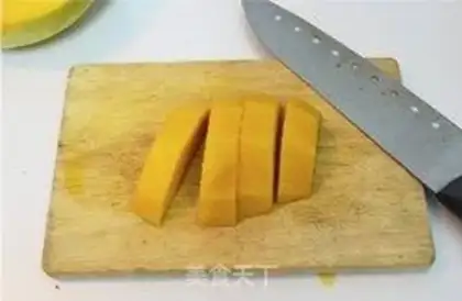 Make Thai mango shrimp salad step 9