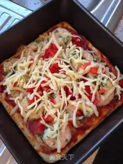 Make Garlic prawn Pizza step 10