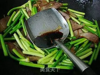 Make Garlic pork step 8