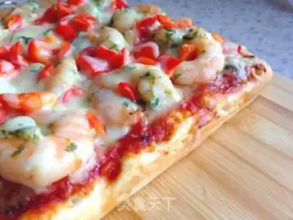 Make Garlic prawn Pizza step 12