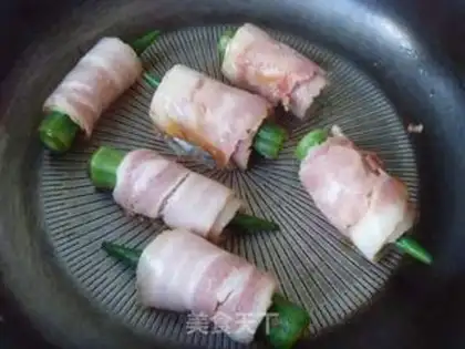 Make Autumn bacon rolls step 3