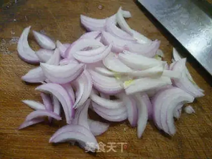 Make Onion fried tofu dry step 1