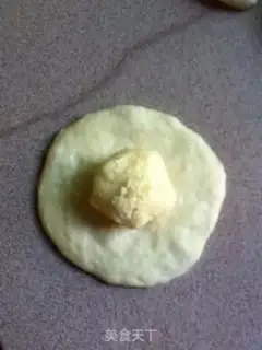 Make Panda bread step 6