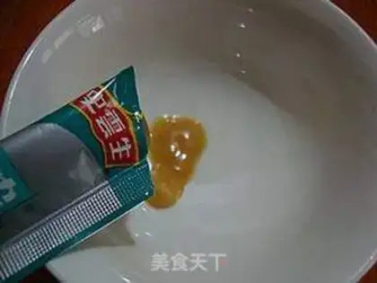 Make A fan of rotting meat step 4